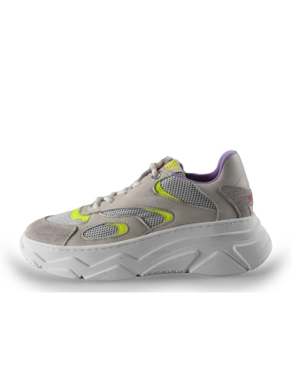 Red-Rag Sneaker