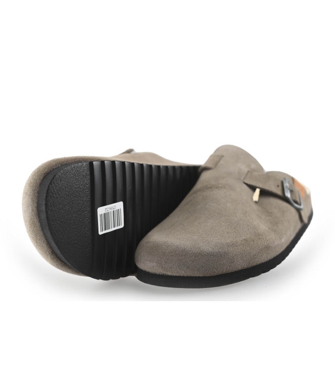 Basicz Slip-ons