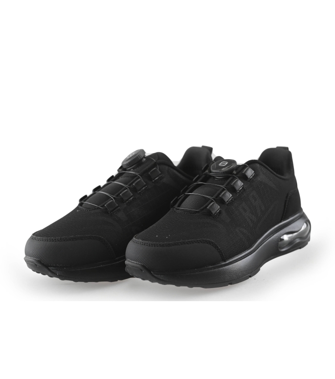 Red-Rag Sneaker