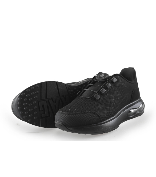 Red-Rag Sneaker
