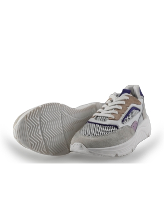 Giga Sneaker