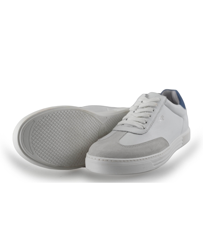 AQA Sneaker