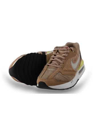 Nike Sneaker