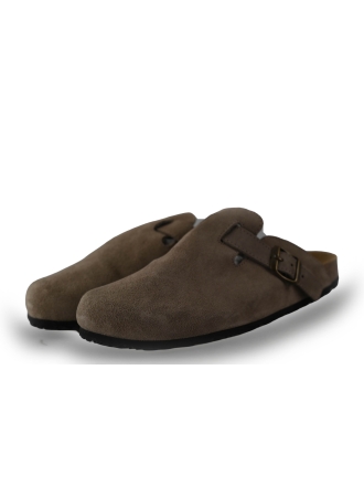 Outfielder Slip-ons
