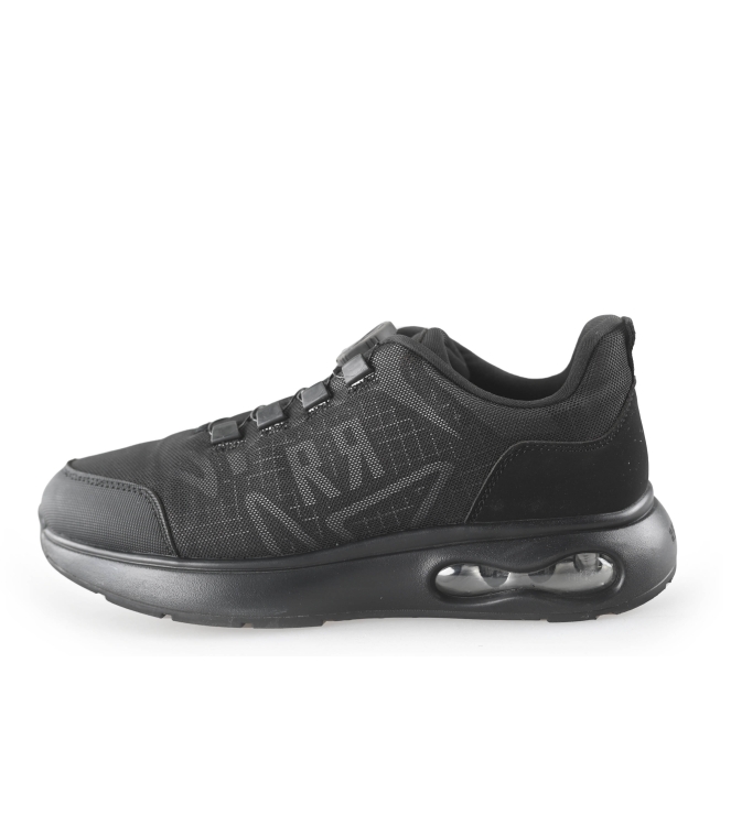 Red-Rag Sneaker