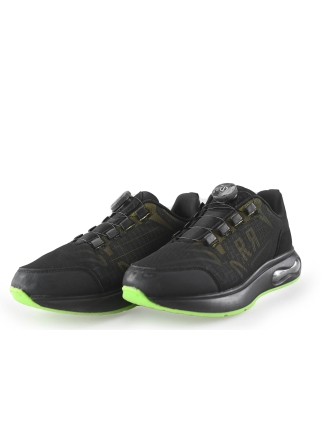 Red-Rag Sneaker