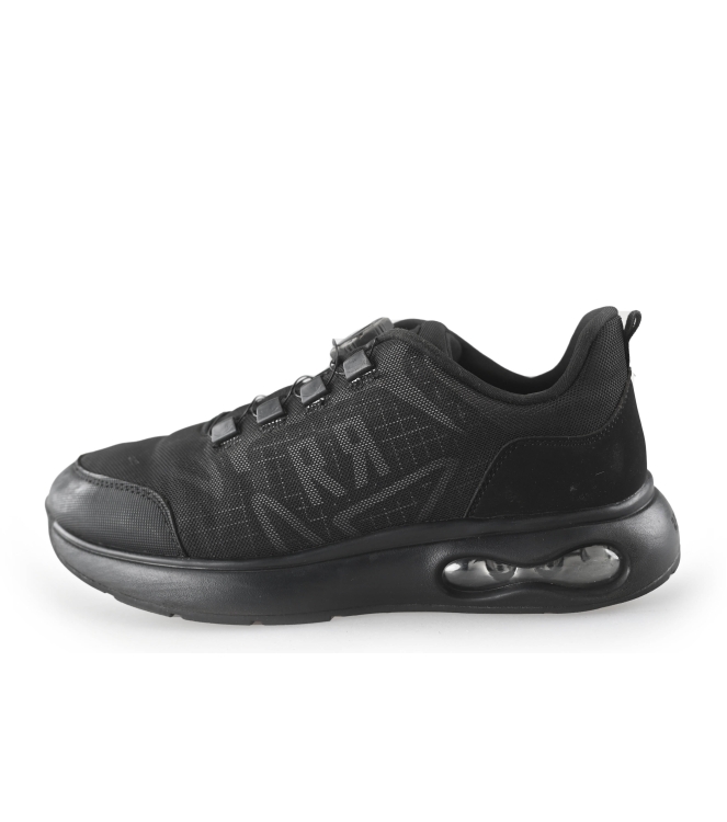 Red-Rag Sneaker