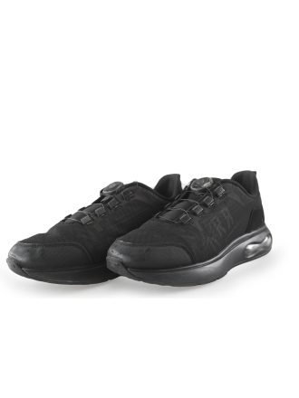 Red-Rag Sneaker