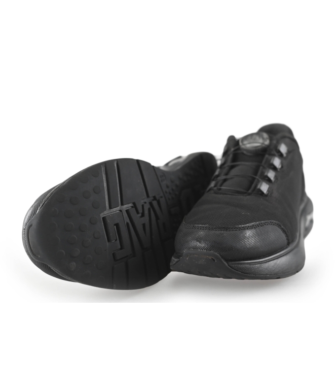 Red-Rag Sneaker