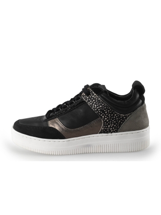 Maruti Sneaker