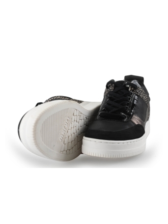 Maruti Sneaker