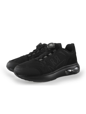 Red-Rag Sneaker