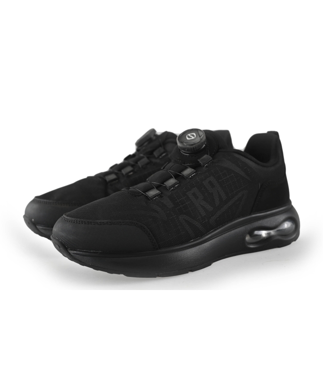 Red-Rag Sneaker