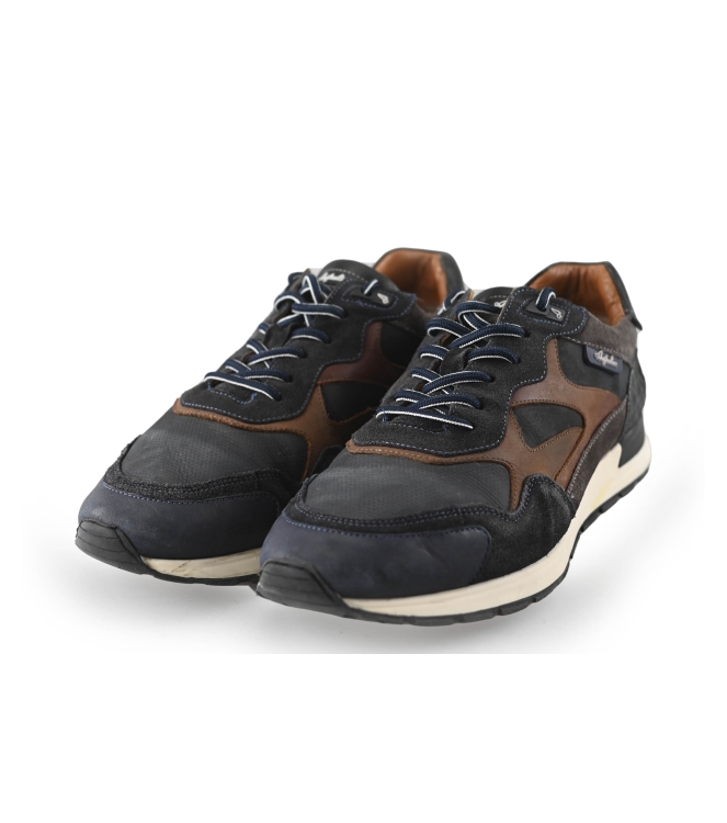 Australian Sneaker
