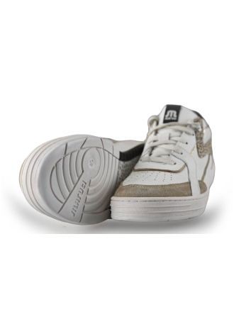 Maruti Sneaker
