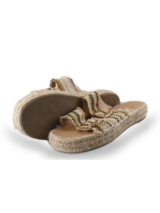 Notre-V Flip-Flops