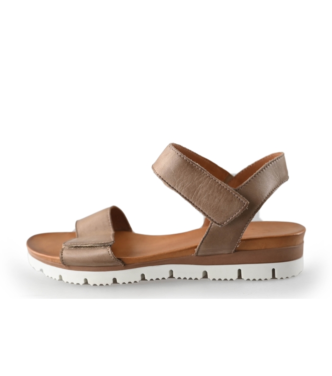 AQA Sandalen