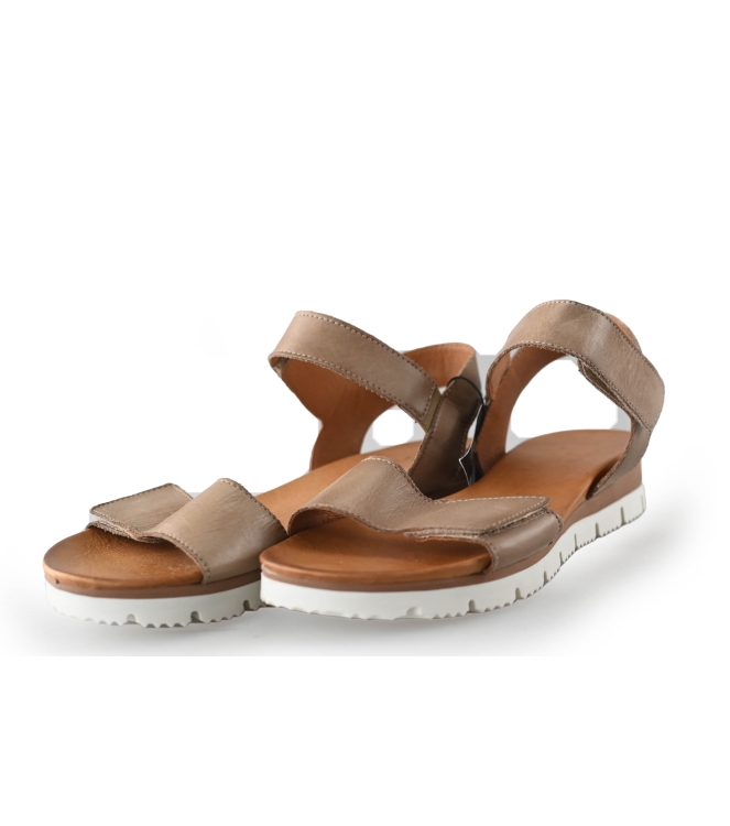 AQA Sandalen