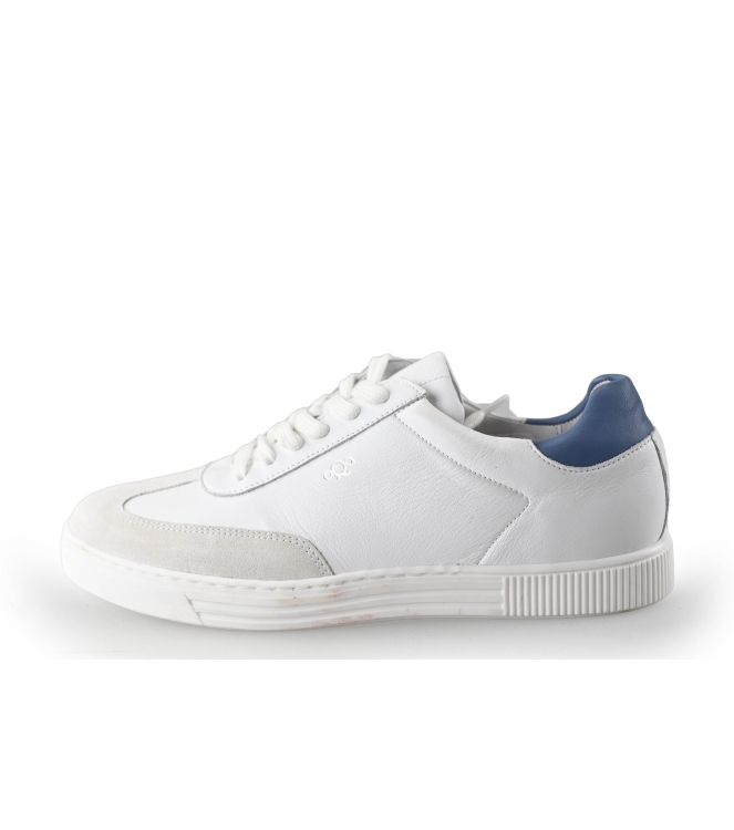 AQA Sneaker