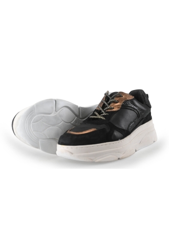 Omoda Sneaker