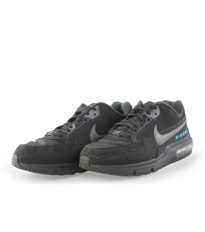 Nike Sneaker