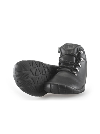 freet Schnürstiefel