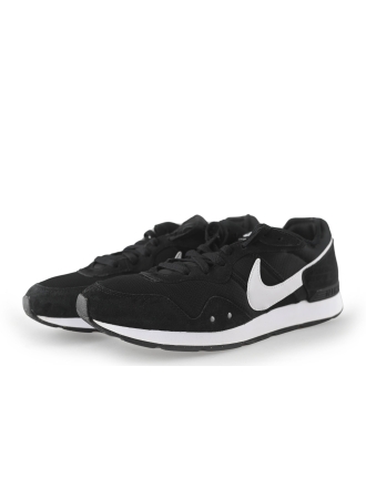 Nike Sneaker