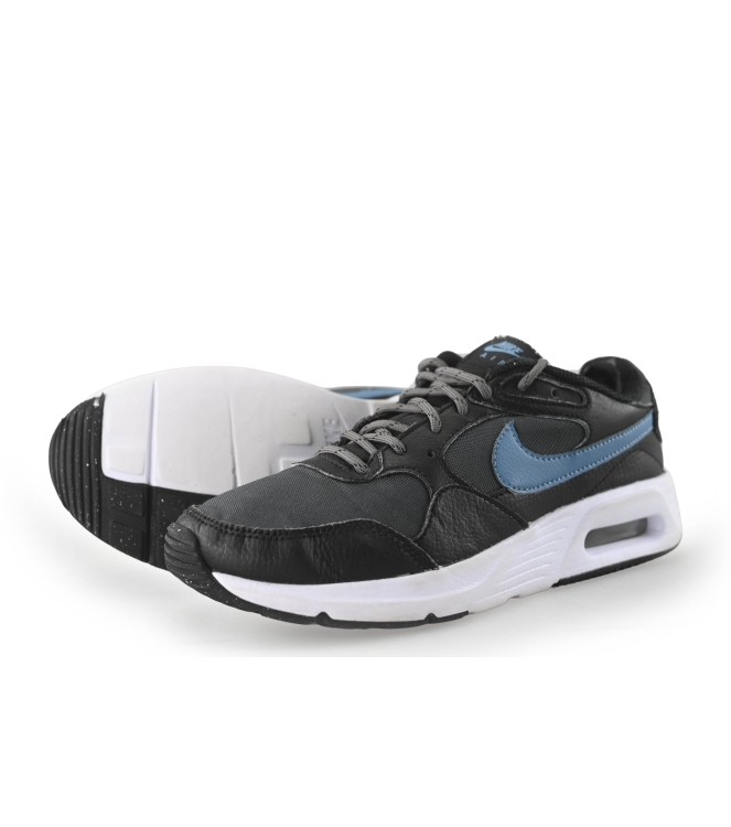 Nike Sneaker