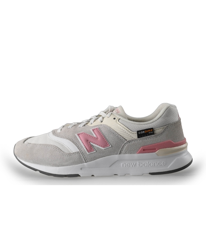 New Balance Sneaker
