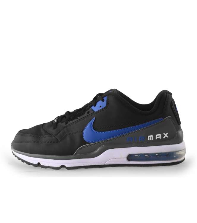 Nike Sneaker