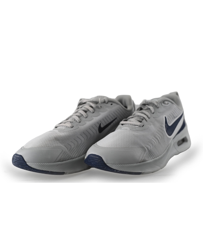 Nike Sneaker