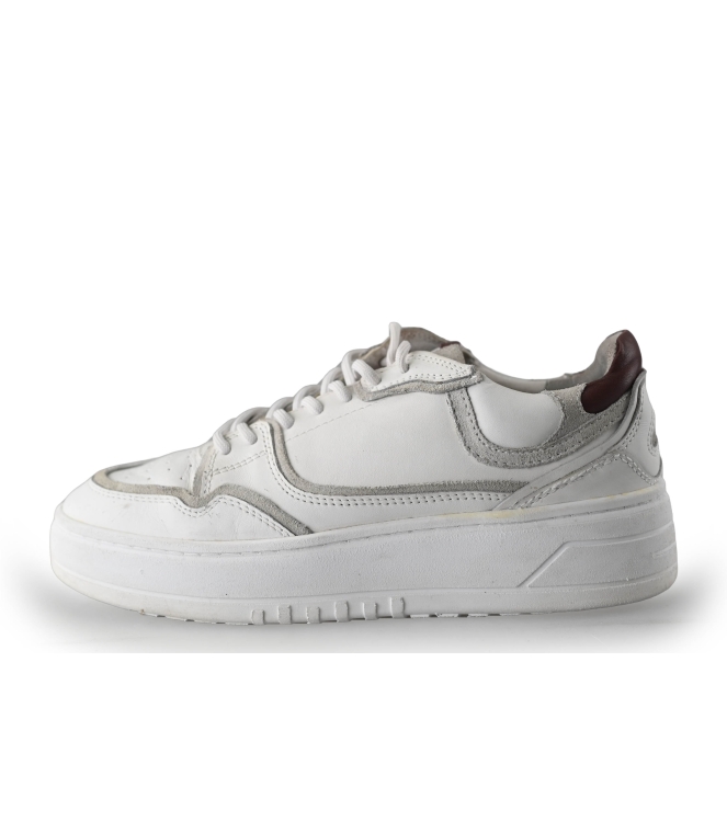 Omoda Sneaker