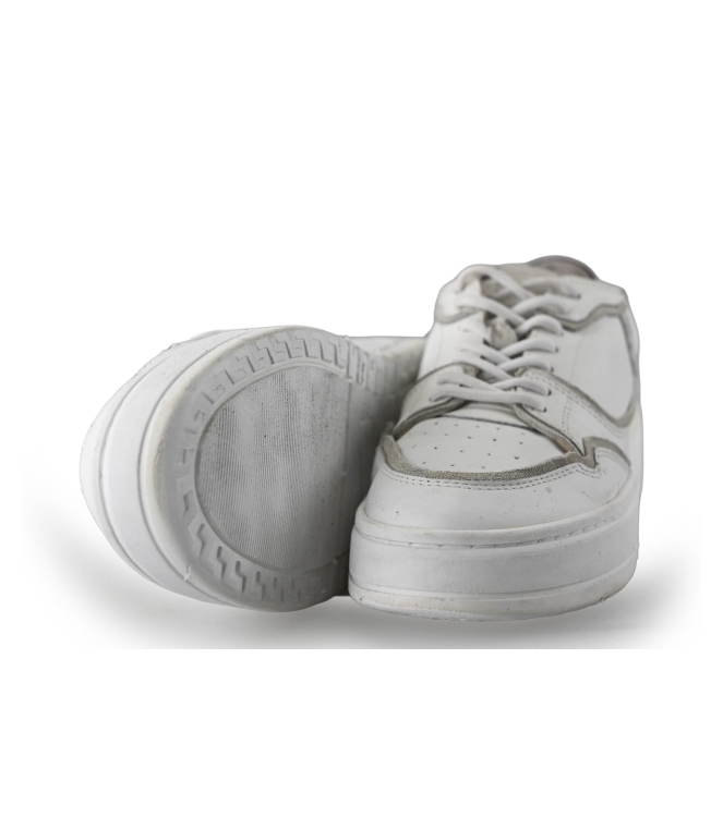 Omoda Sneaker