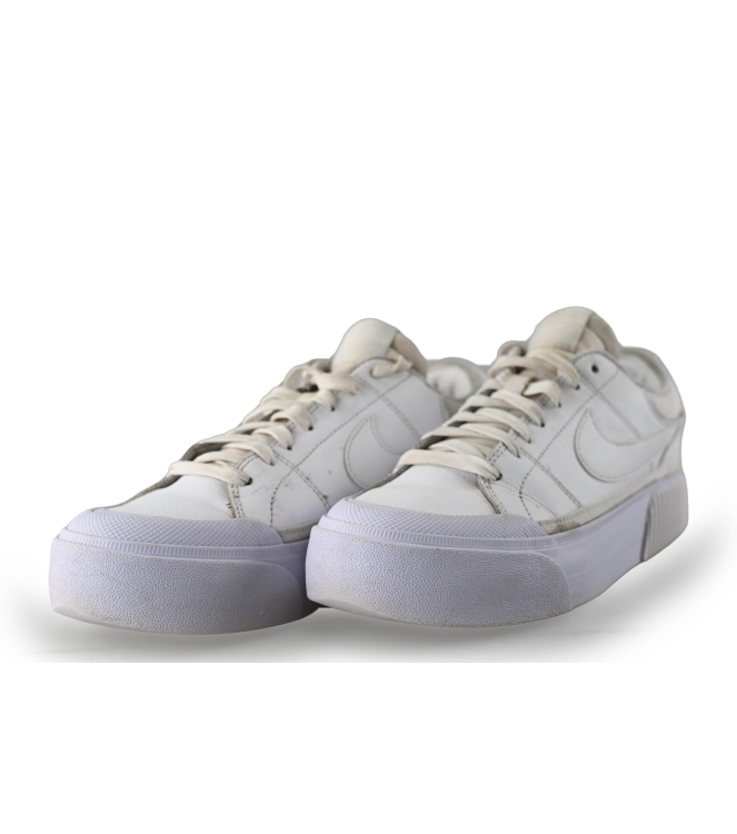 Nike Sneaker