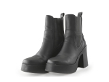 Steve Madden Chelsea boots