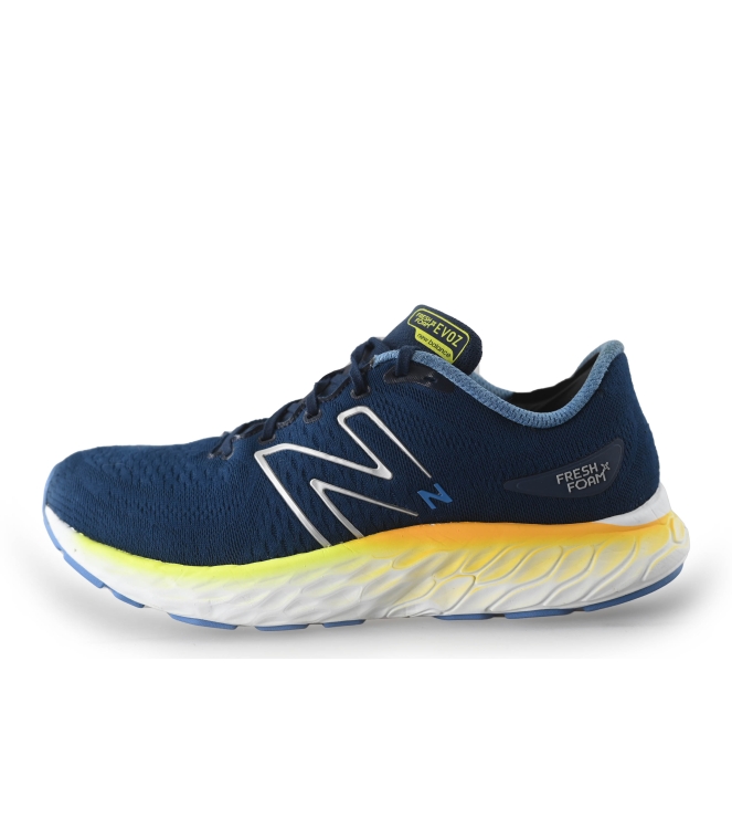 New Balance Sportschuhe
