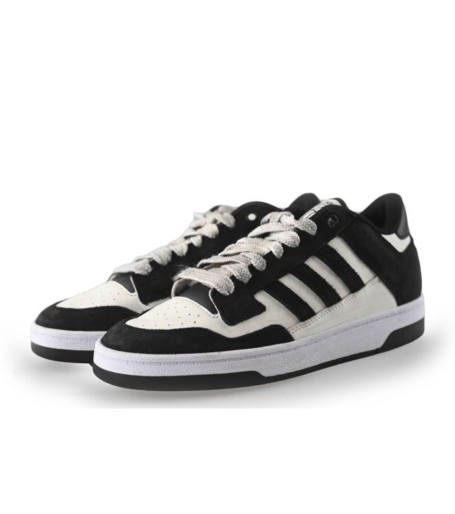 Adidas Sneaker