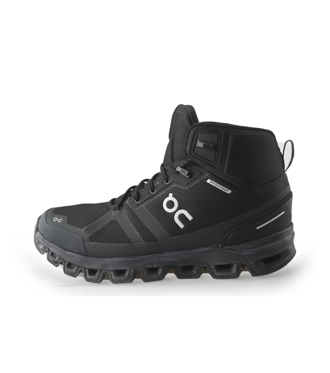 On Wanderschuhe