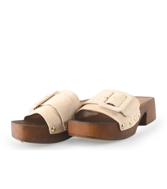 Notre-V Flip-Flops