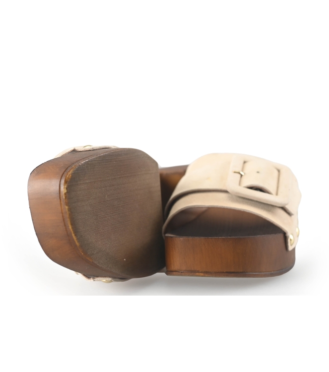 Notre-V Flip-Flops