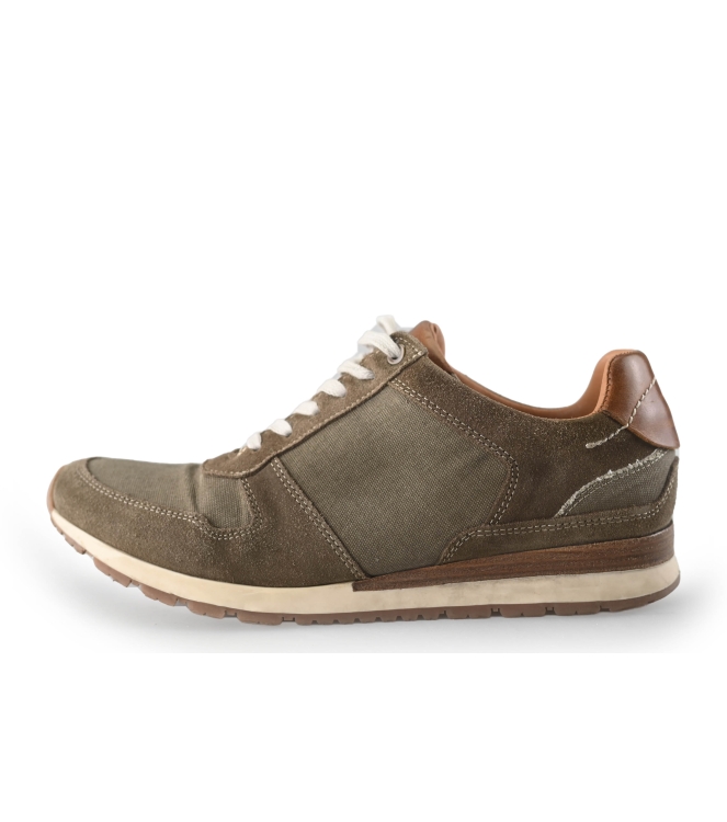 Travelin Sneaker