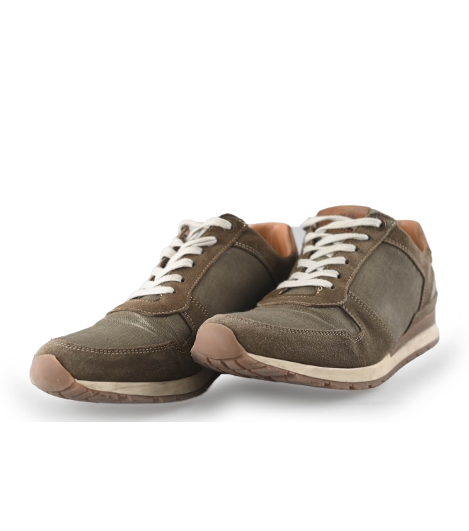 Travelin Sneaker