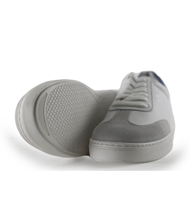 AQA Sneaker
