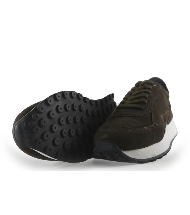 Vertice Sneaker