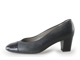 Caprice pumps