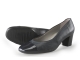 Caprice pumps