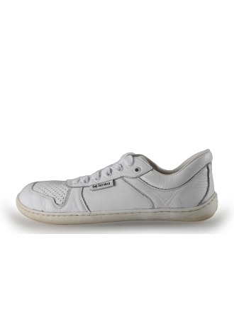 Natural Movement Sneaker