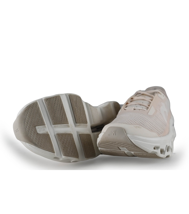 On Sportschuhe