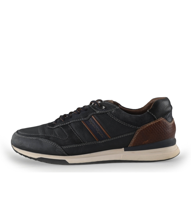 Australian Sneaker
