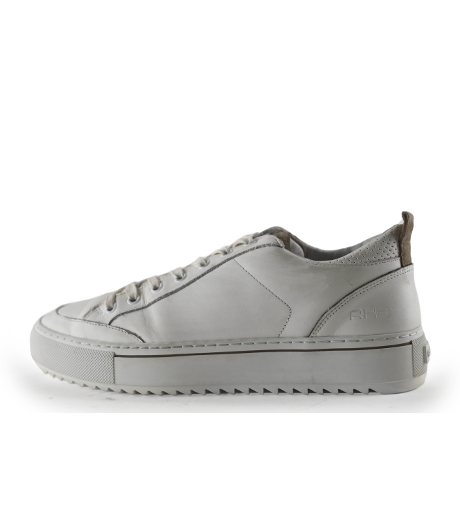Rehab Sneaker